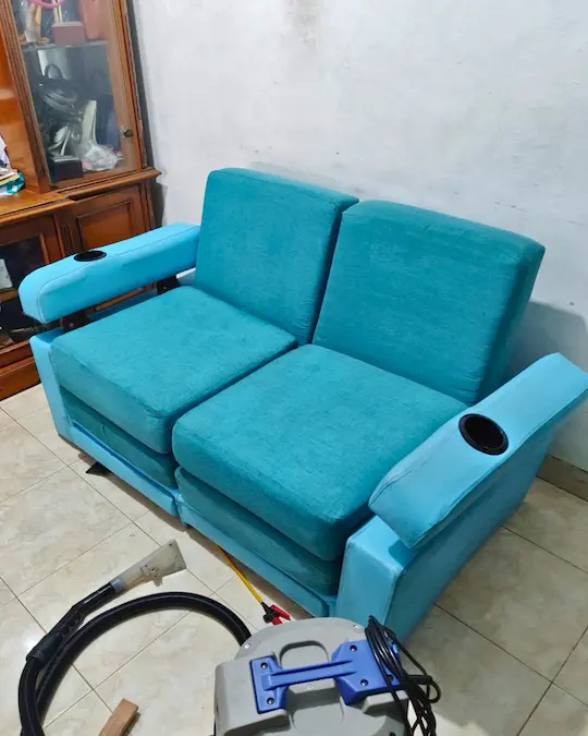 Sofabed lipat setelah dicuci oleh Indeep Cleaning